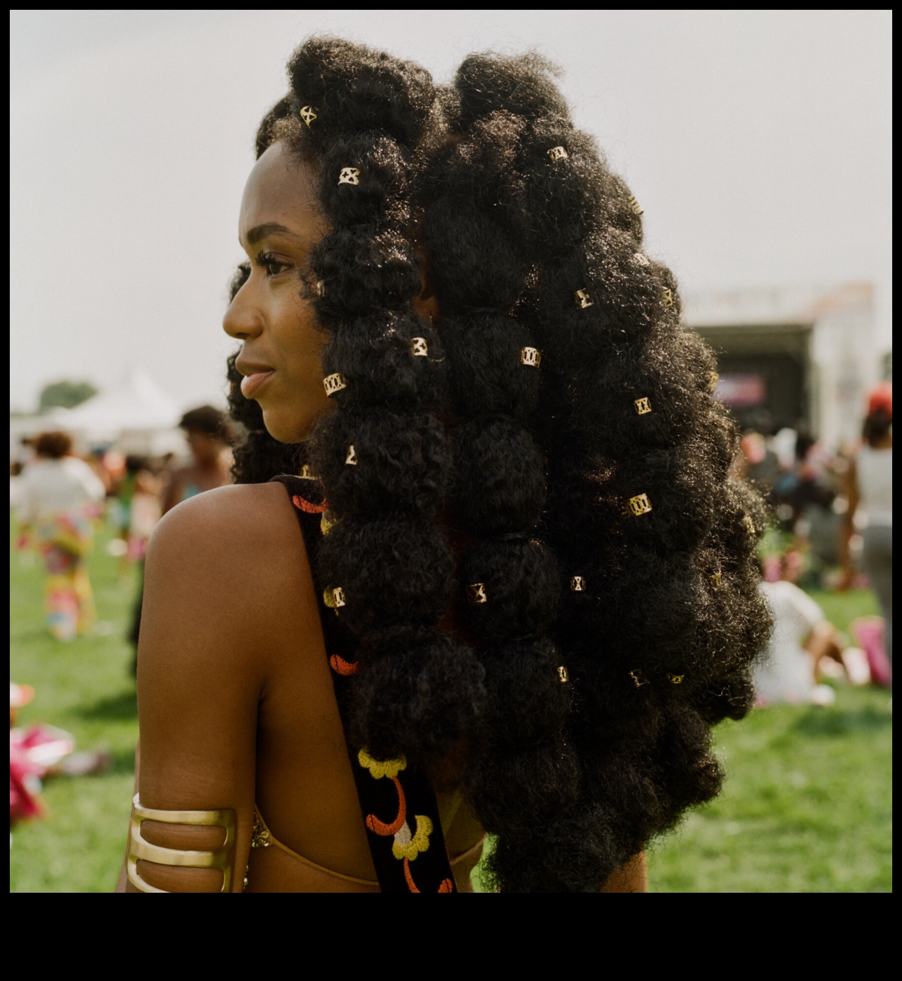 קרנבל תלתלים המשך: חוגגים את המגוון של תסרוקות מתולתלות